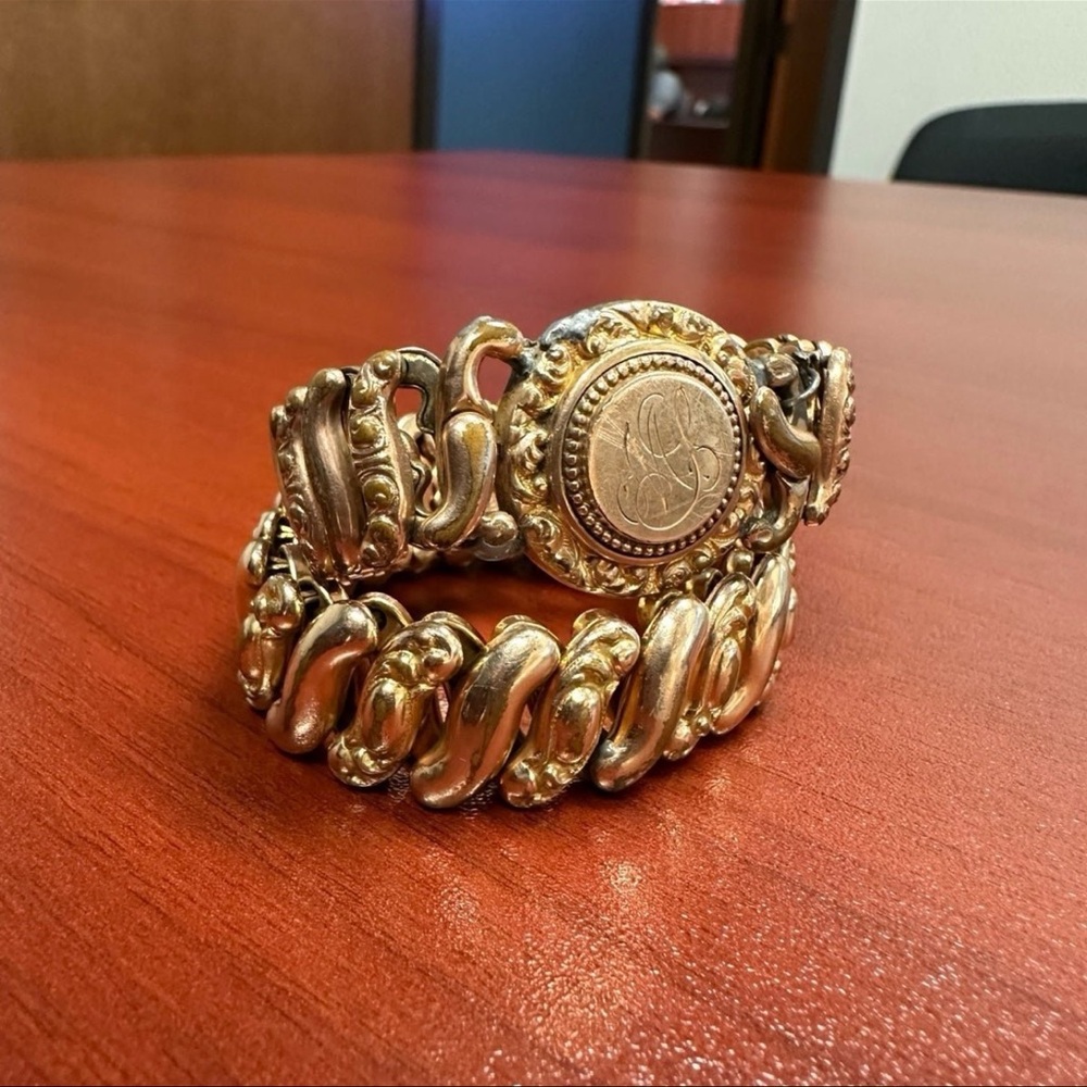 Vintage Sweetheart Expansion Bracelet